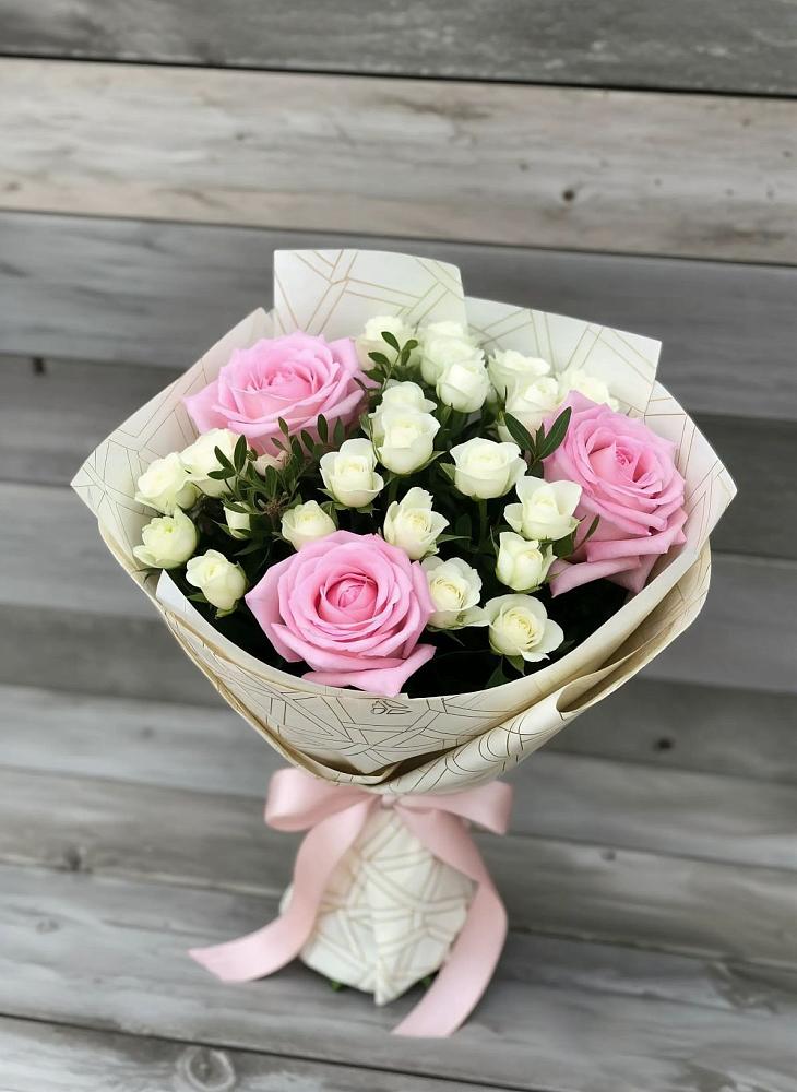 Букет цветов из: Розы в Куеда