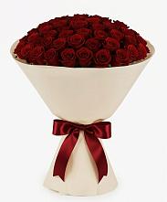 Букет 101 Бордовая роза Блэк Бакарра в Куеда