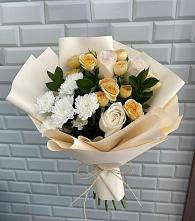 Букет цветов из:  Розы и Хризантемы в Куеда