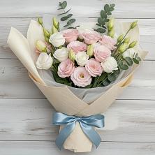 Букет цветов из:  Лизиантусы в Куеда