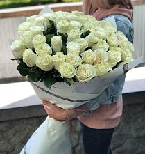 Букет 35 Белых роз в Куеда