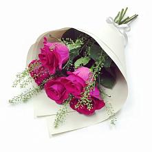 Букет цветов из:  Розы в Куеда