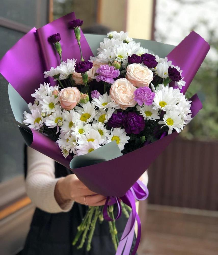 Букет цветов из: Хризантемы, Гвоздики и Розы в Куеда