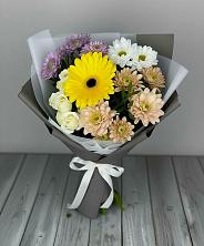 Букет цветов из:  Розы, Герберы и Хризантемы в Куеда
