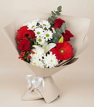 Букет цветов из:  Розы, Хризантемы, Герберы и Лилии в Куеда