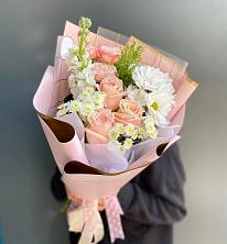 Букет цветов из:  Хризантемы и Розы в Куеда