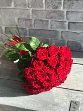 Красные розы Фридом в Куеда Букет Красные розы Фридом в Куеда