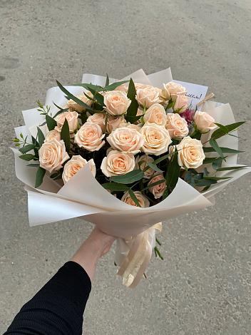 Букет Кремовые розы Латте в Куеда