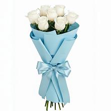 Букет 7 белых роз Проуд в Куеда