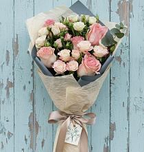 Букет цветов из:  Розы в Куеда