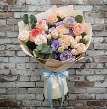 Букет цветов из:  Розы, Лизиантусы и Гвоздики #REPLACE_PRED# Куеда